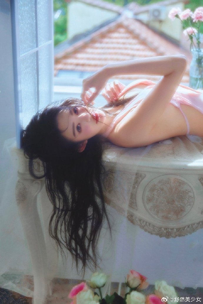 可怜的东西 封面